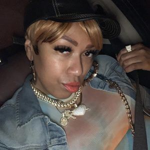 Meet your Posher, Kia